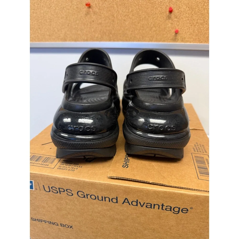 Crocs Mega Crush Sandal Black Platform Lug Sole Womens 9 Mens 7 207989-001